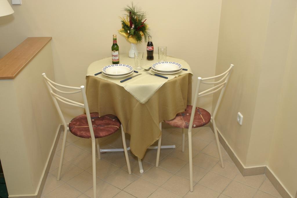 Ferienwohnung Kucko Panzio Győr Exterior foto